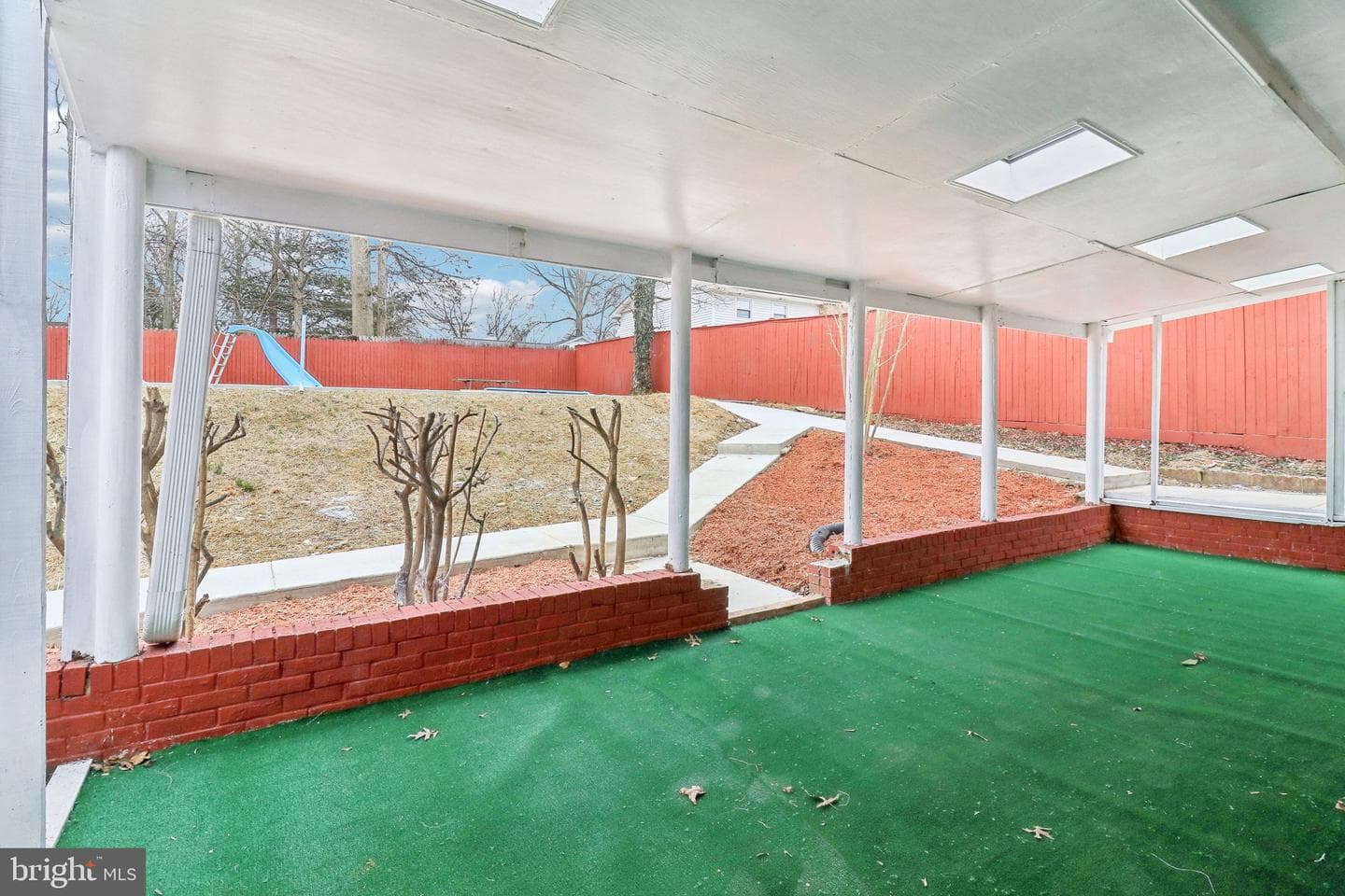 12816 Pine Tree Lane photo 46