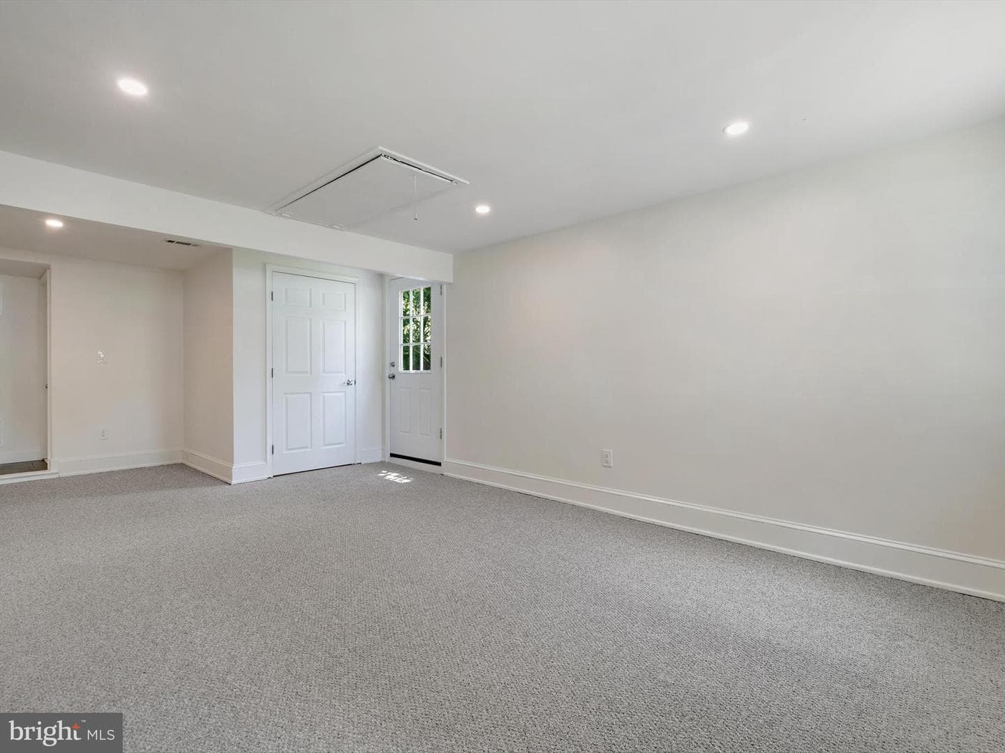 2207 Harwood Lane photo 22