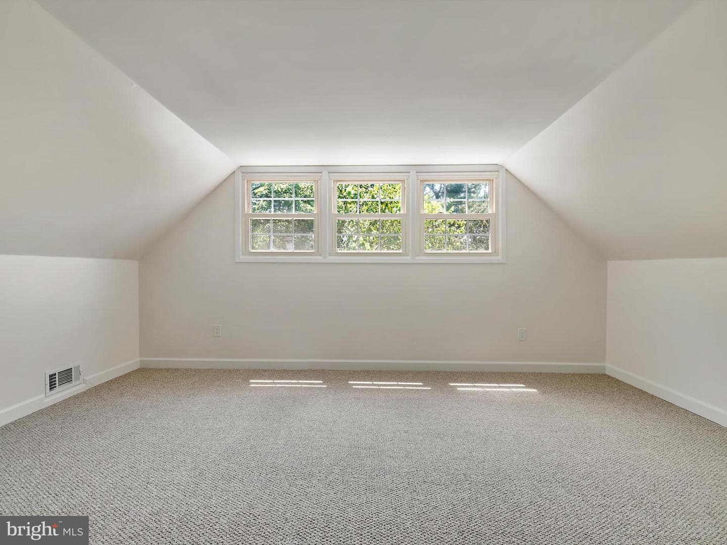 2207 Harwood Lane photo 37