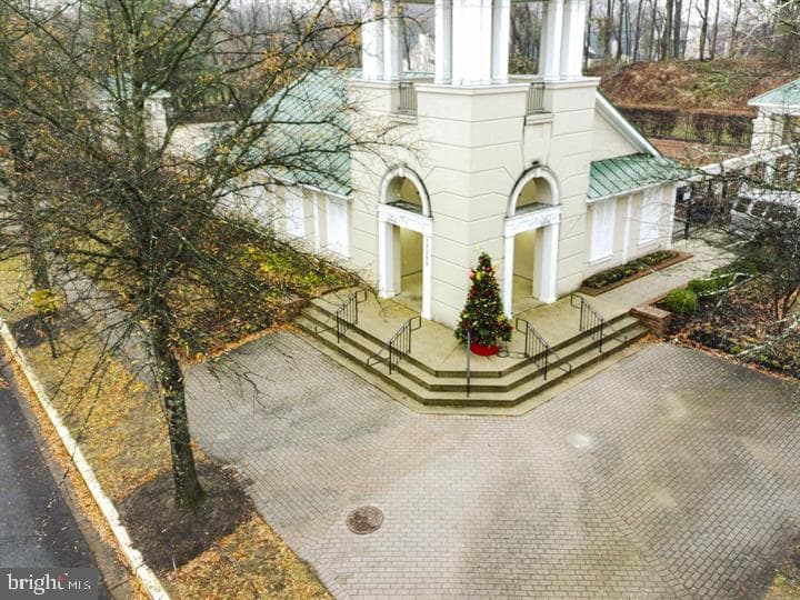 1712 Apple Blossom Court photo 40