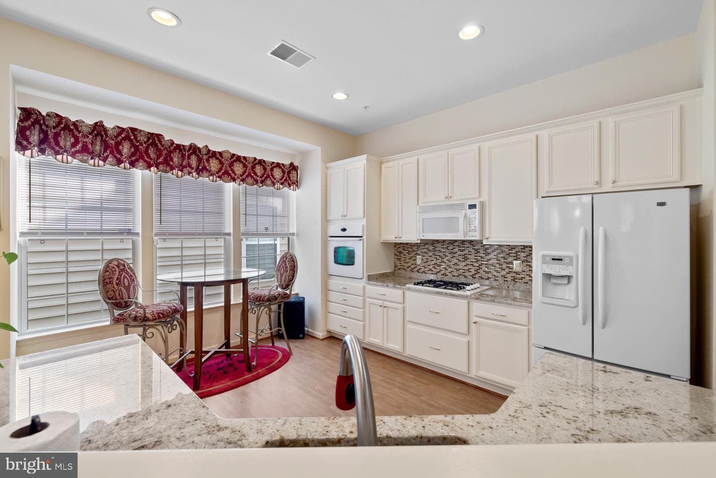 10017 Timberwood Court photo 11