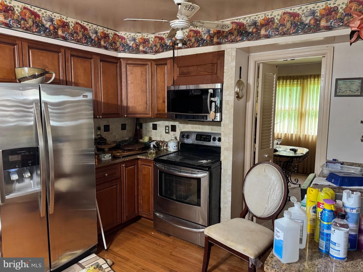 9410 Dashia Drive photo 5