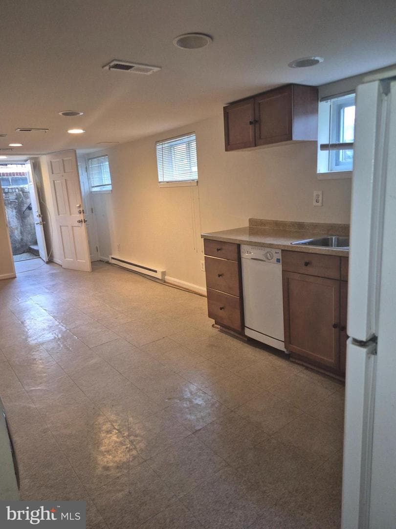 1821 Porter Avenue photo 17