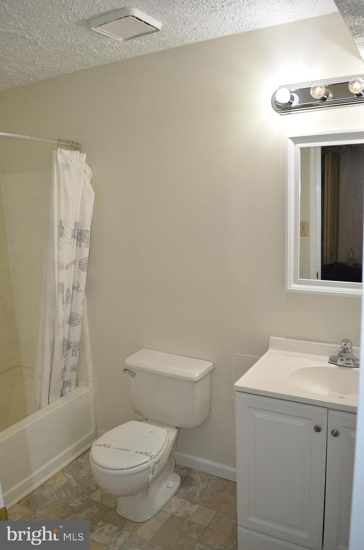 16332 Brooktrail Court photo 34