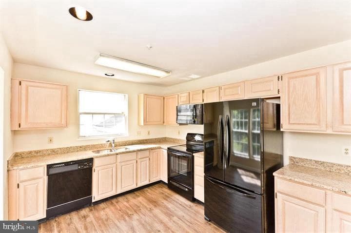 936 Millponds Court photo 7