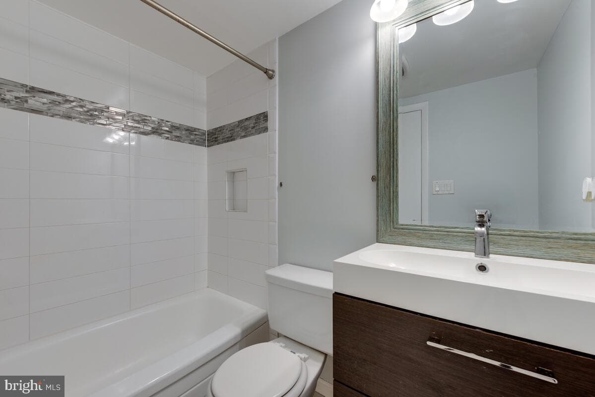 7312 Donnell Place #c-6 photo 23