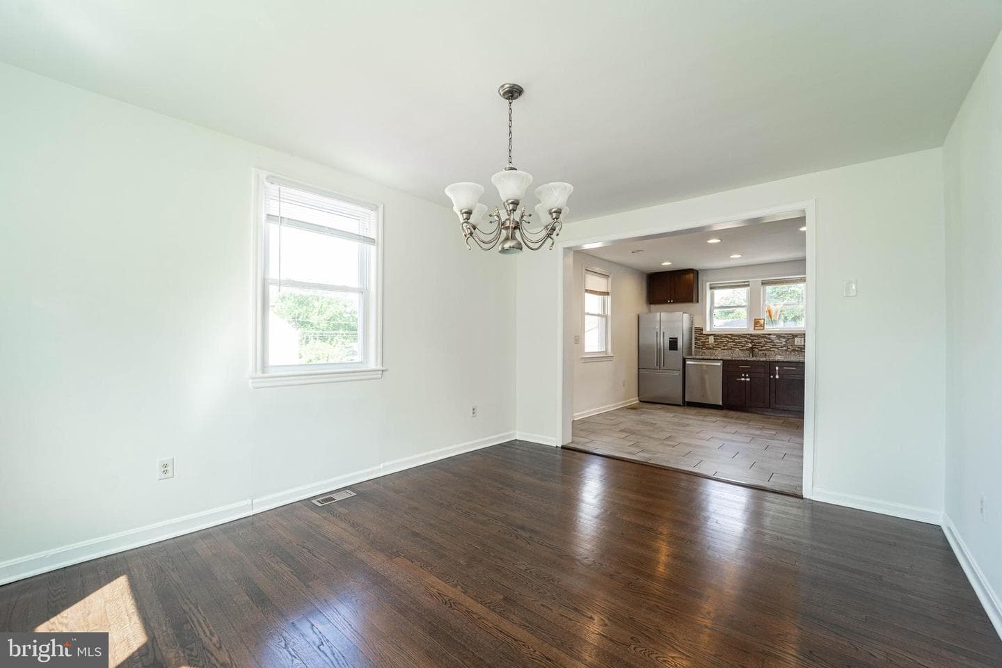 6202 Baltic Street photo 11