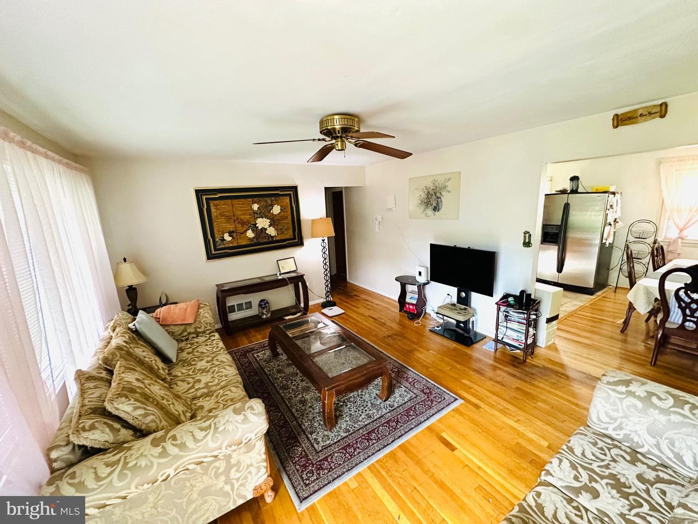 6730 Lamont Drive photo 3