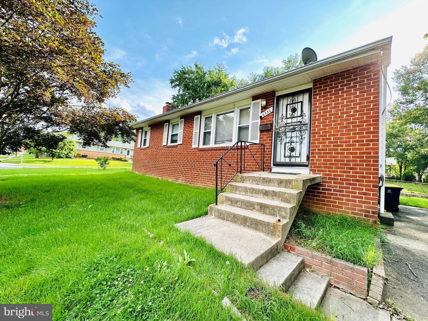 6730 Lamont Drive photo 9