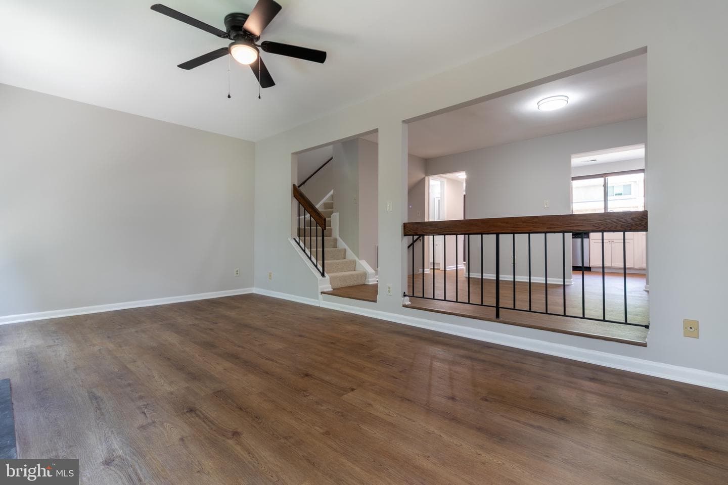 7104 Ora Glen Court photo 11