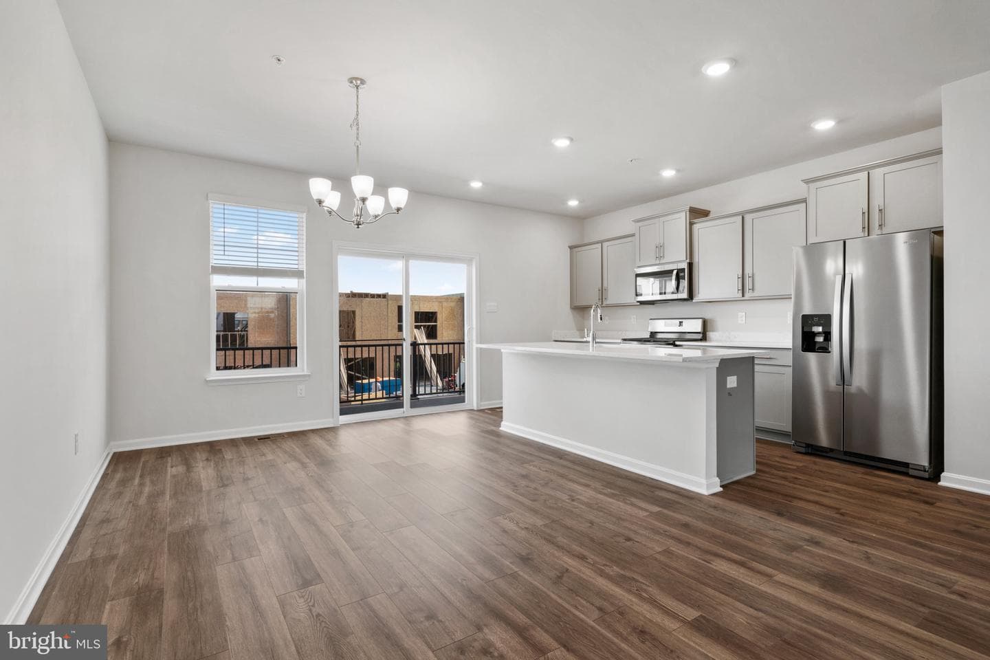 7413 Calm Retreat Boulevard photo 8