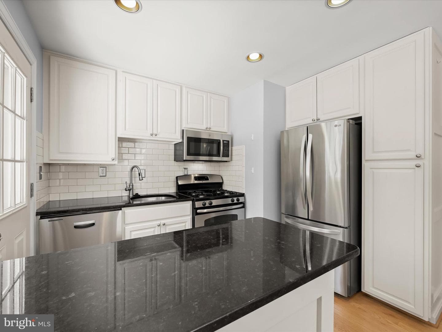 5100 Lackawanna Street photo 13