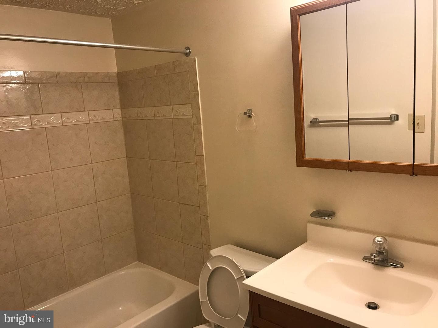426 Shady Glen Drive photo 6