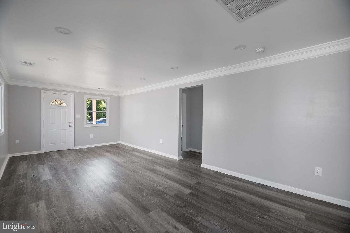 402 Dateleaf Avenue photo 3