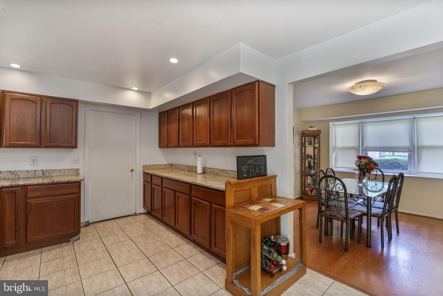 3101 Twin Court photo 8