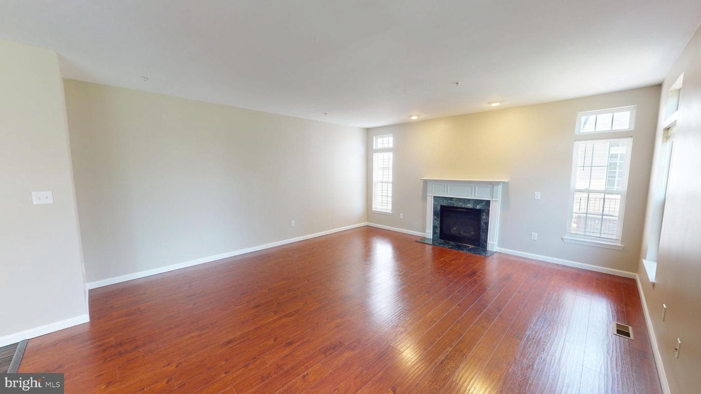 8117 Grayden Lane photo 24