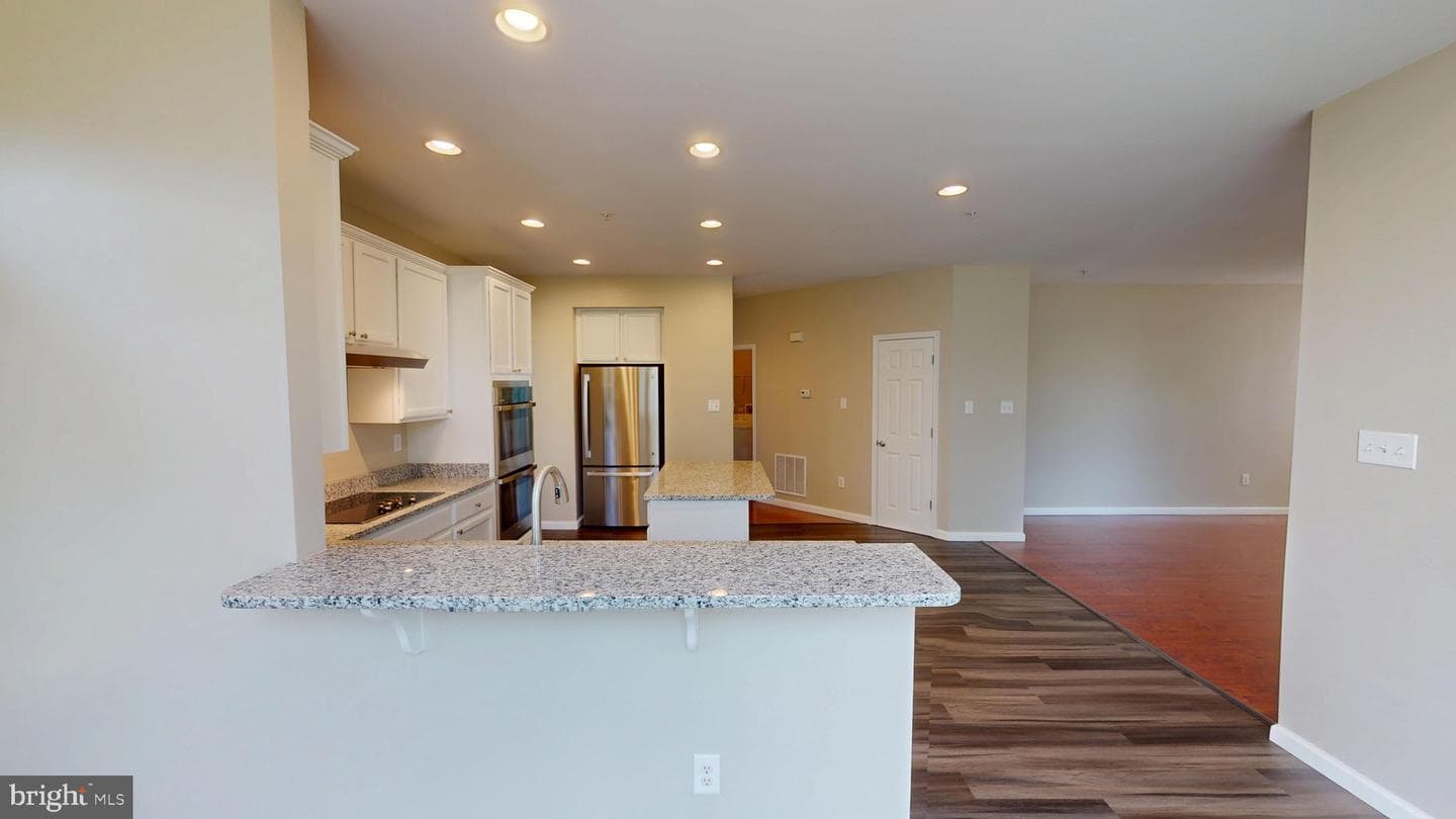 8117 Grayden Lane photo 31