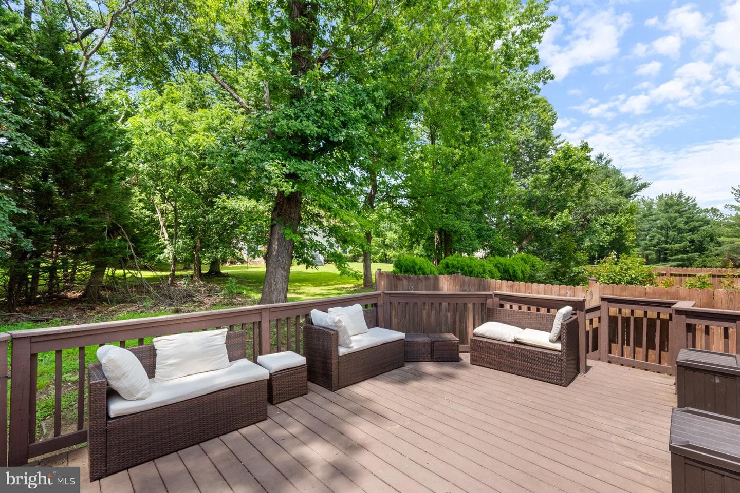 2033 Woodshade Court photo 31