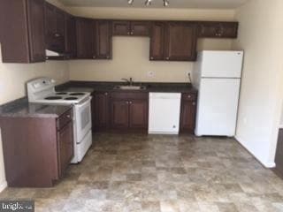 7681 E Arbory Court #230 photo 2
