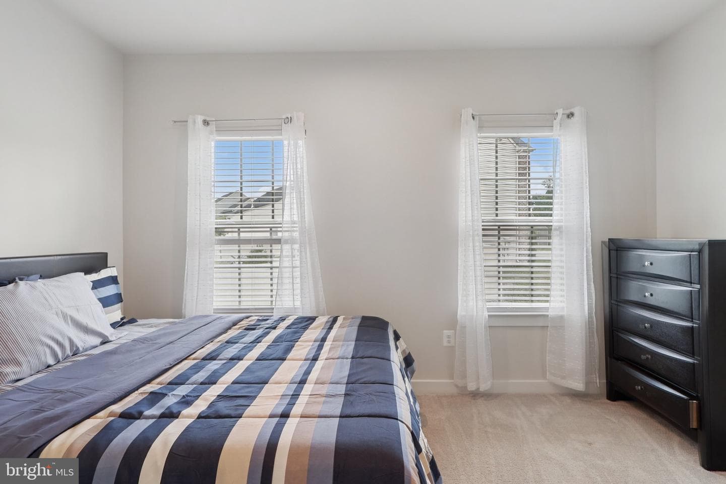 9932 Pesade Way photo 25
