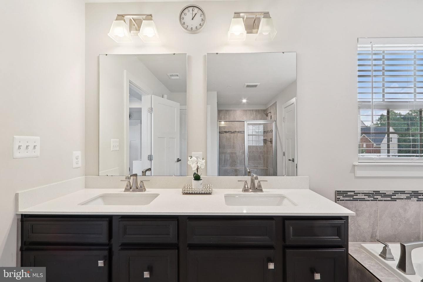 9932 Pesade Way photo 39