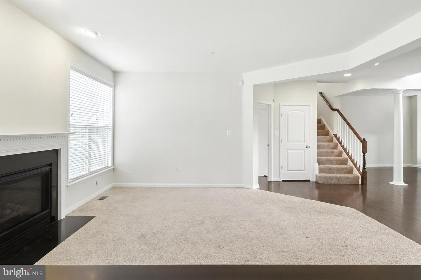 9303 Geaton Park photo 9