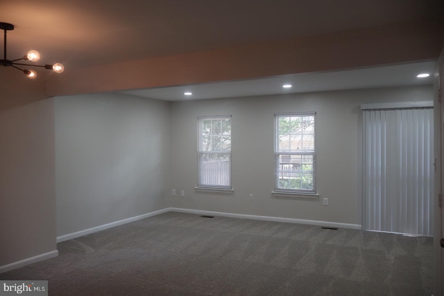 11565 Dunloring Drive photo 6