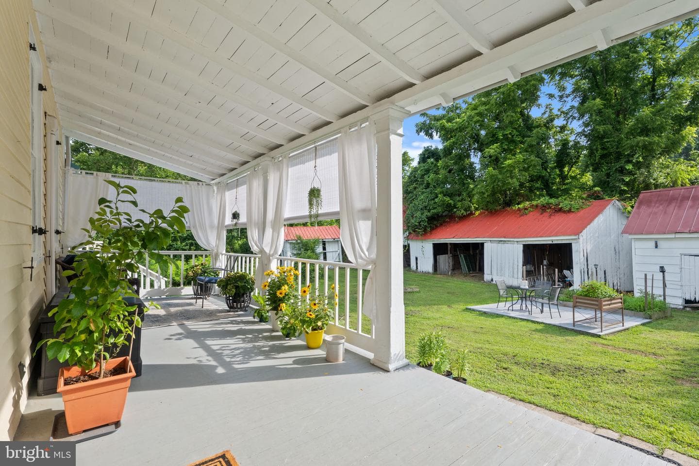 10007 Croom Road photo 3