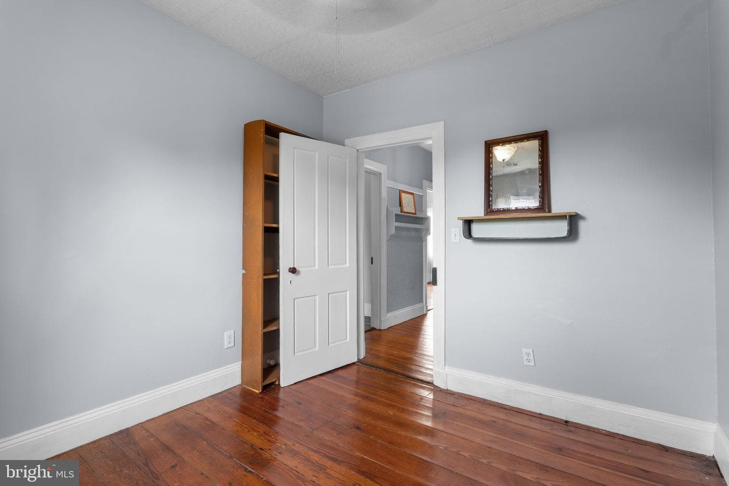 10007 Croom Road photo 43