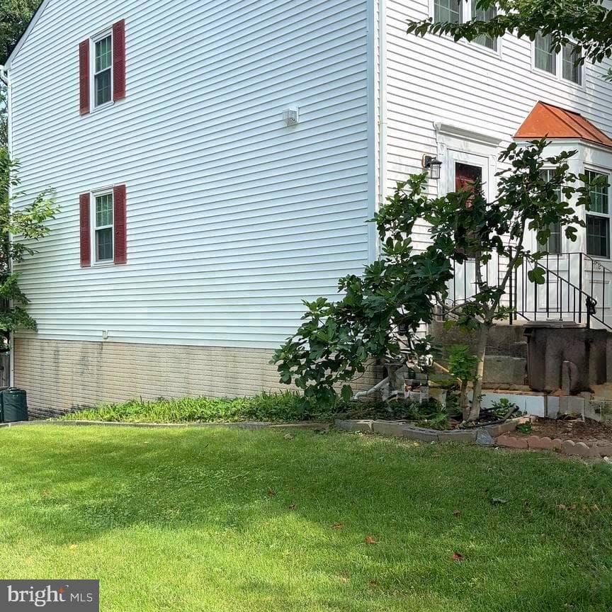 7712 Jacobs Drive photo 3