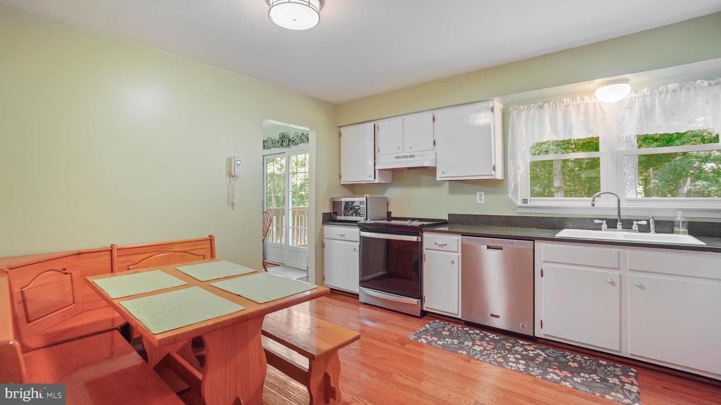 10114 Snowden Road photo 28