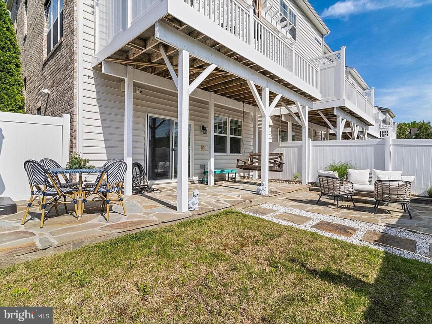 2805 Medstead Lane photo 3