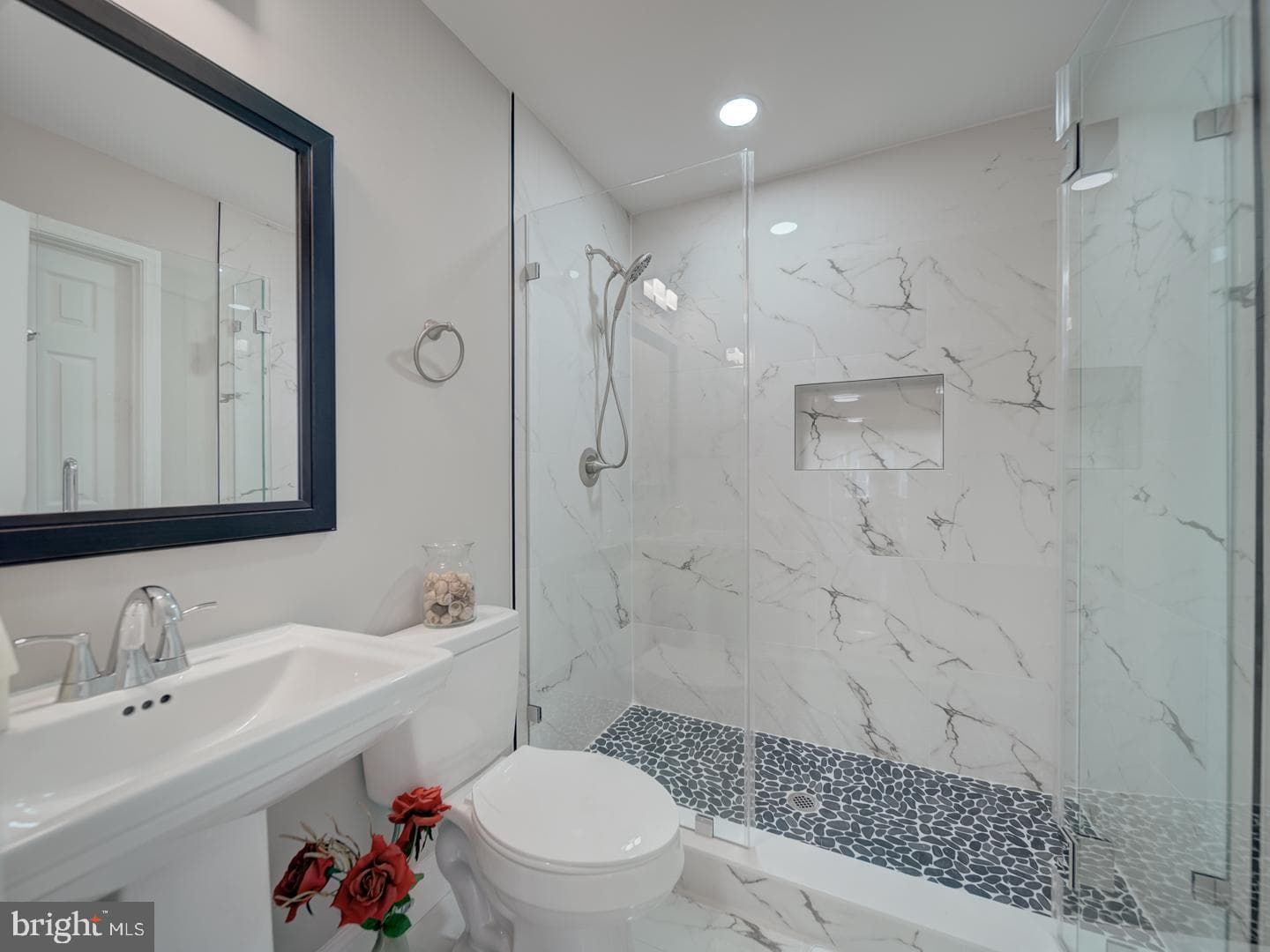 1501 Pine Grove photo 38