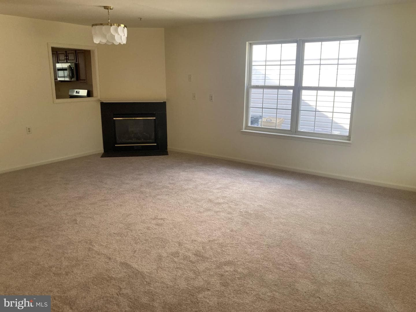 7404 Berryleaf Drive photo 4