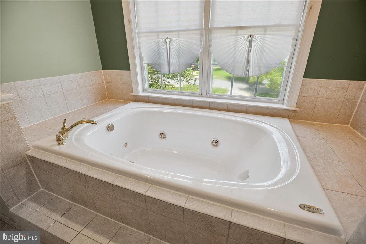 12401 Annes Prospect Drive photo 49