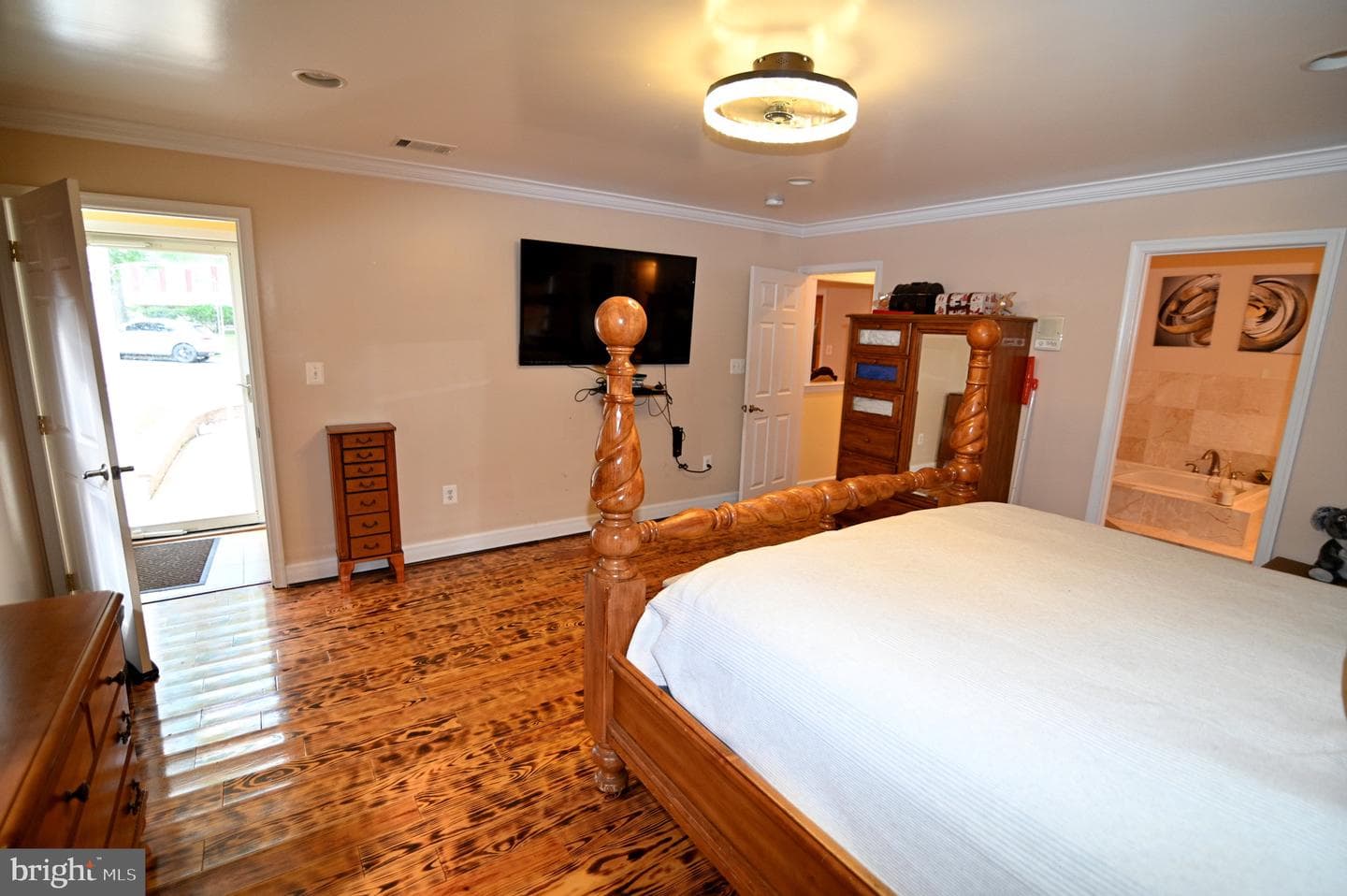3407 Wayneswood Road photo 17