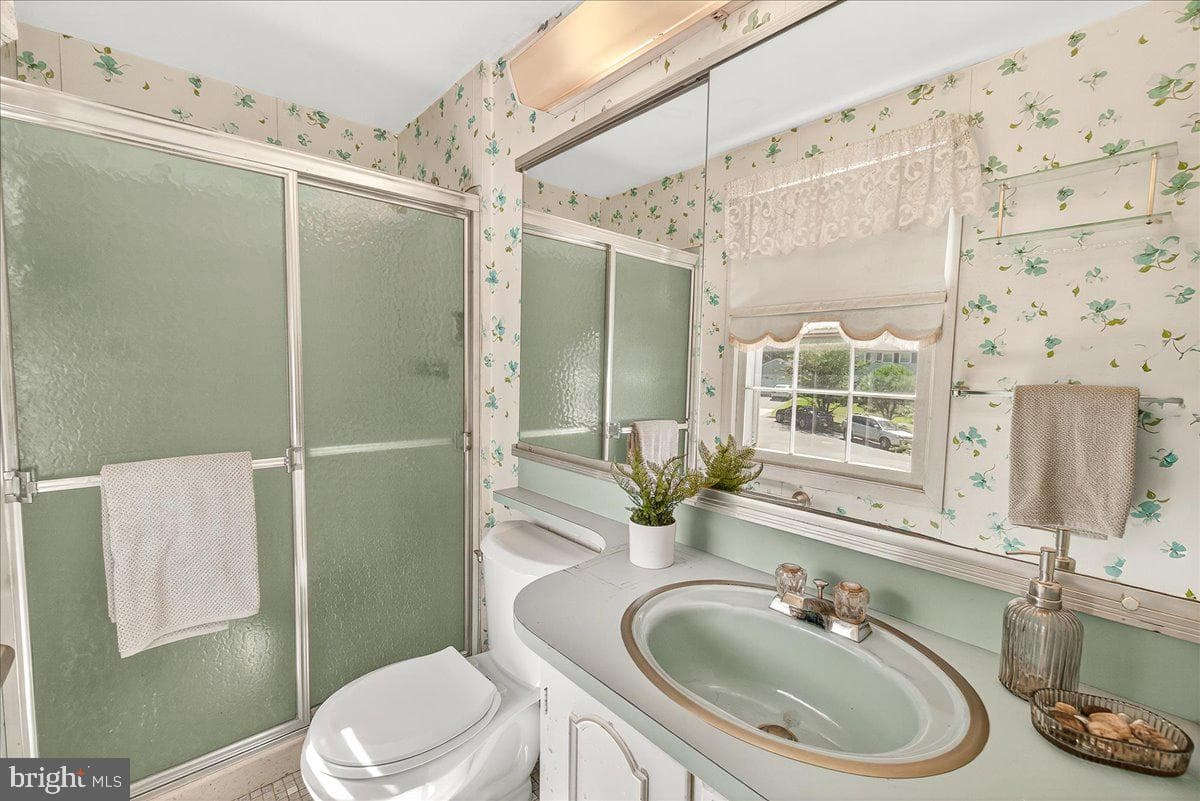 12202 Brittany Place photo 35