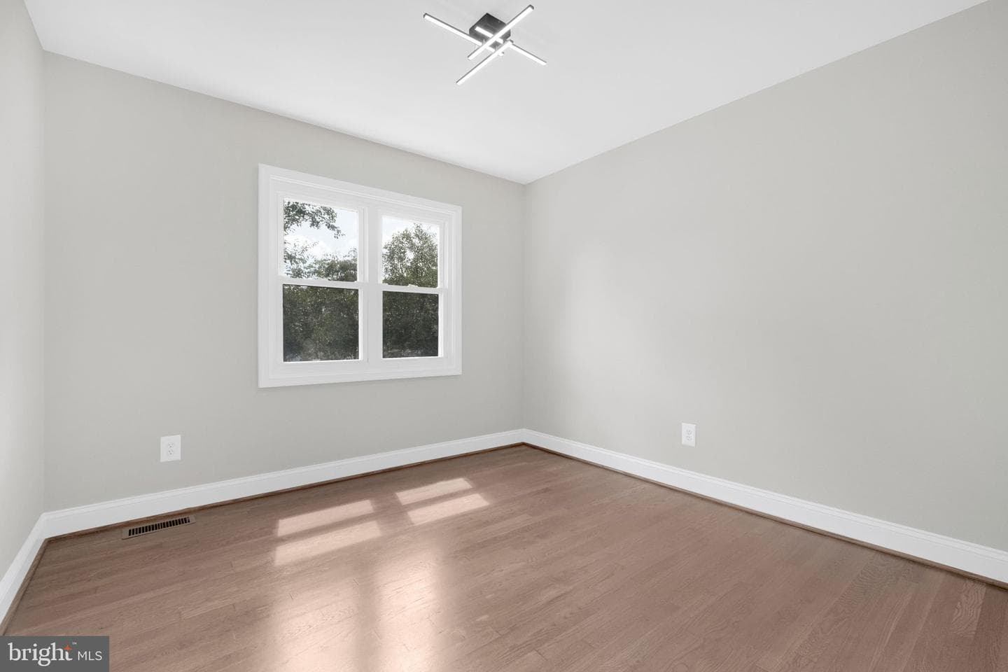 6207 Addison Road photo 30