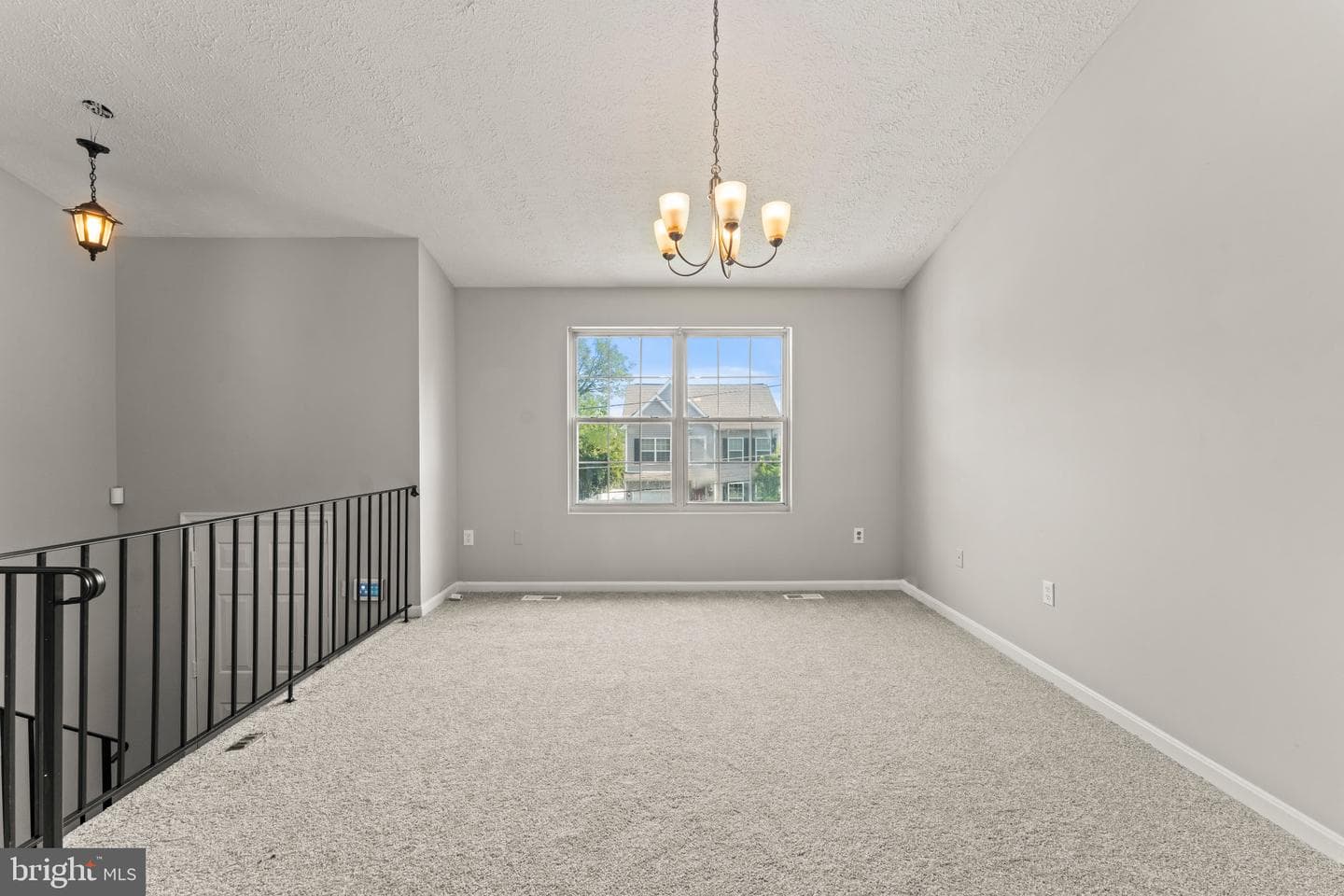 5909 K Street photo 3