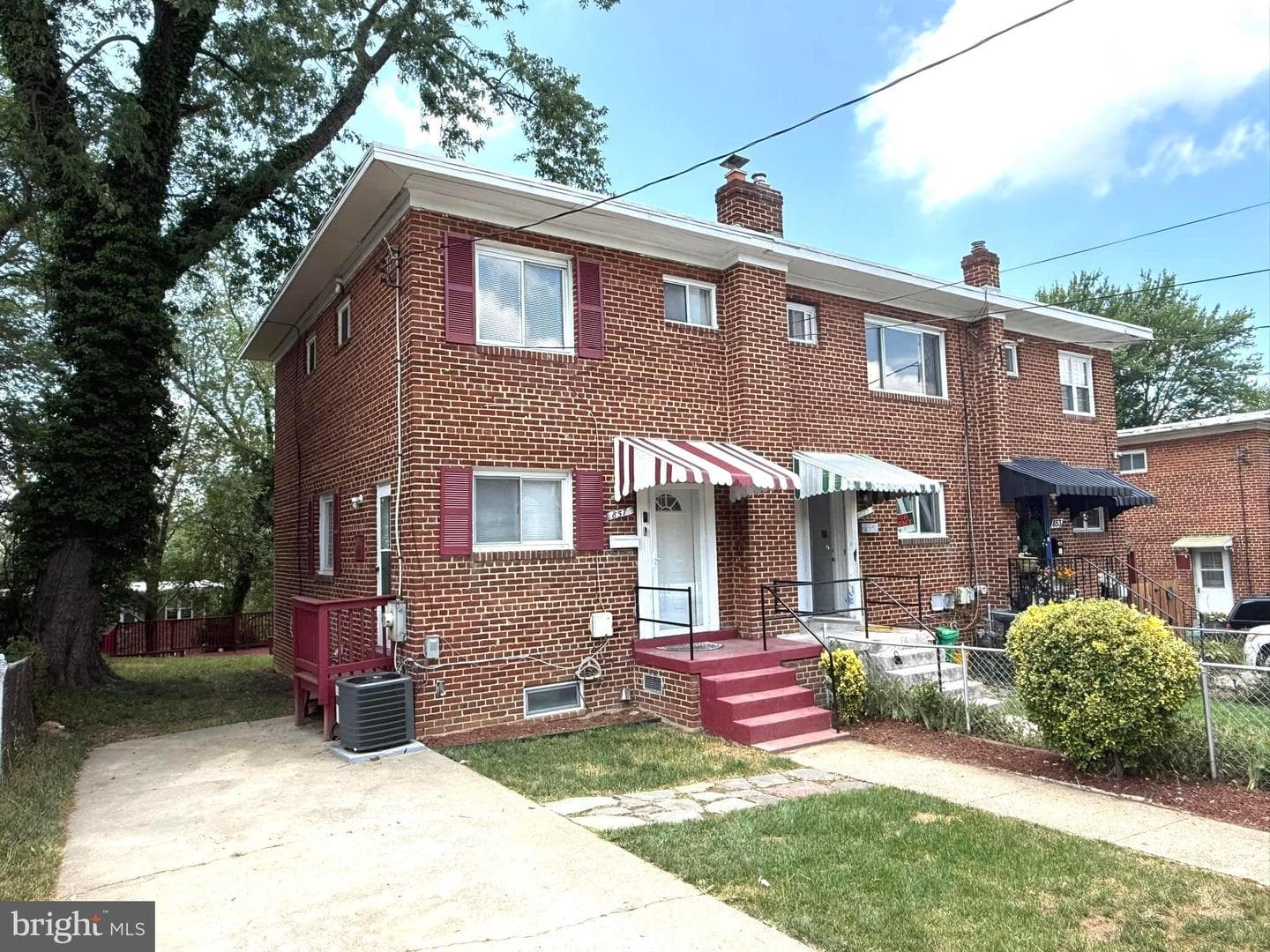 857 Neptune Avenue photo 2