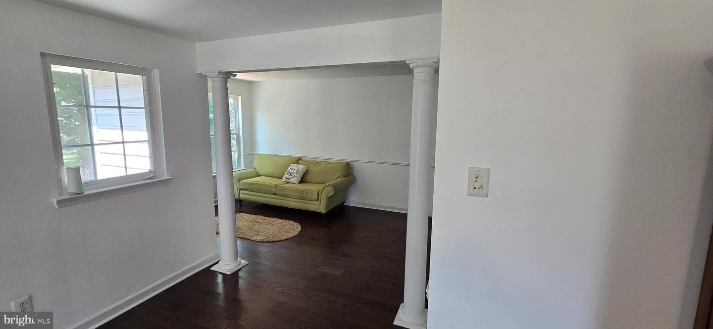 503 Bottsford Avenue photo 32