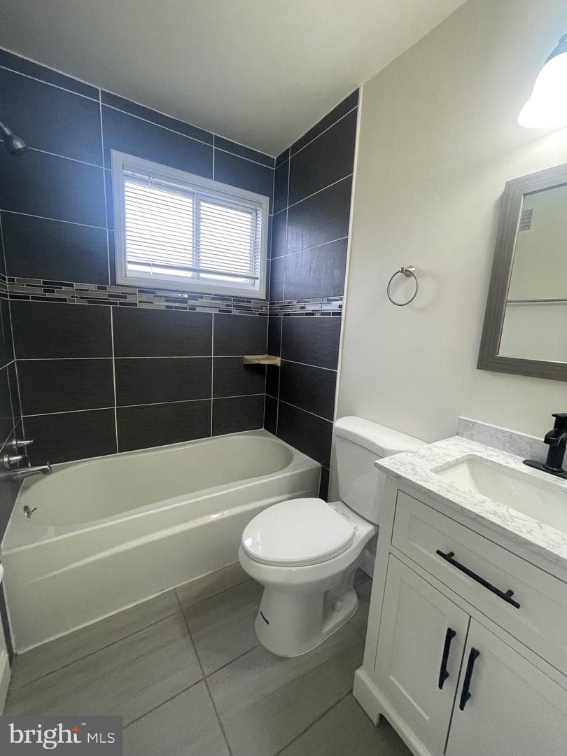 2588 Iverson Street photo 7