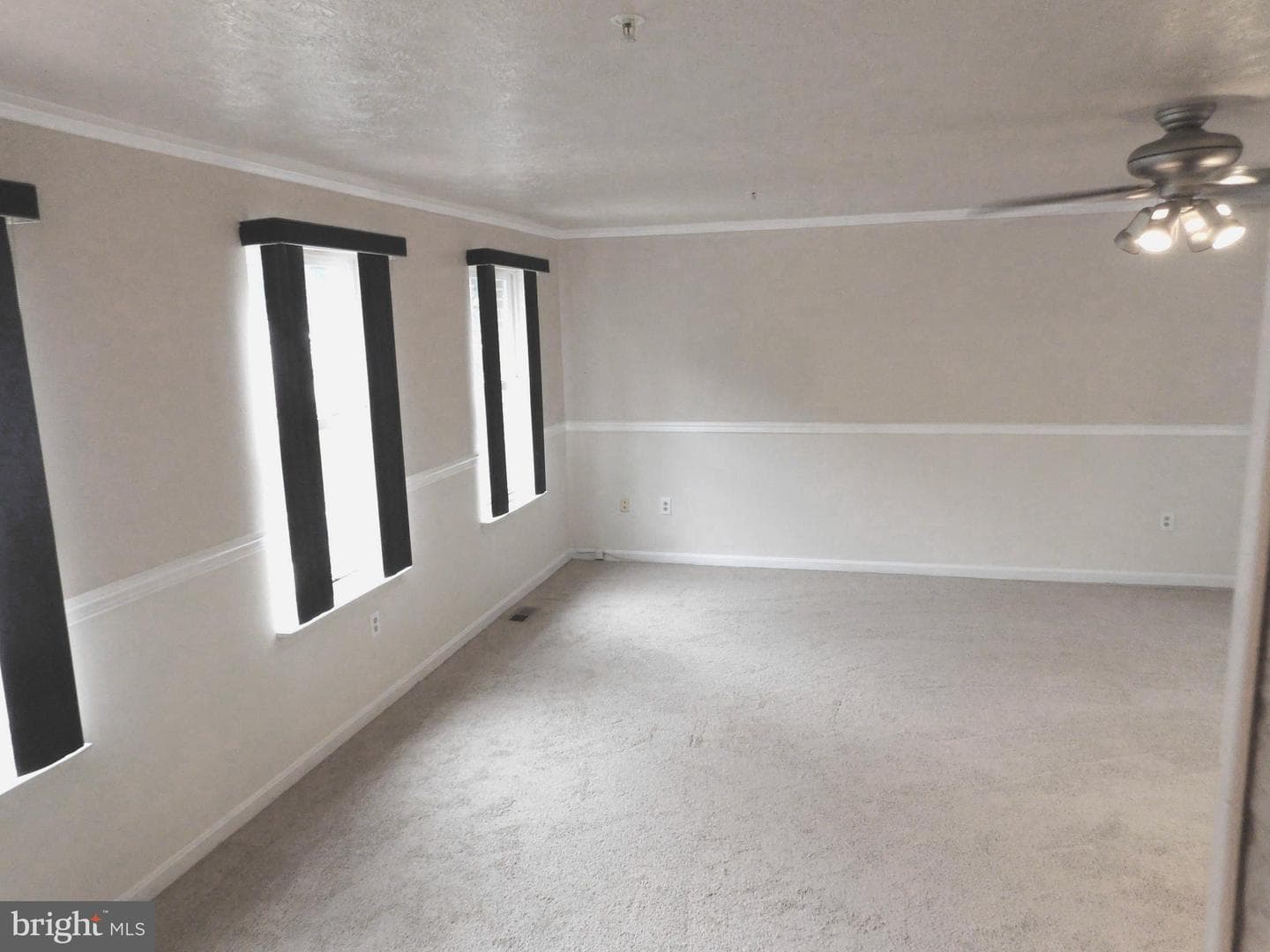 1712 Dennis Court photo 17