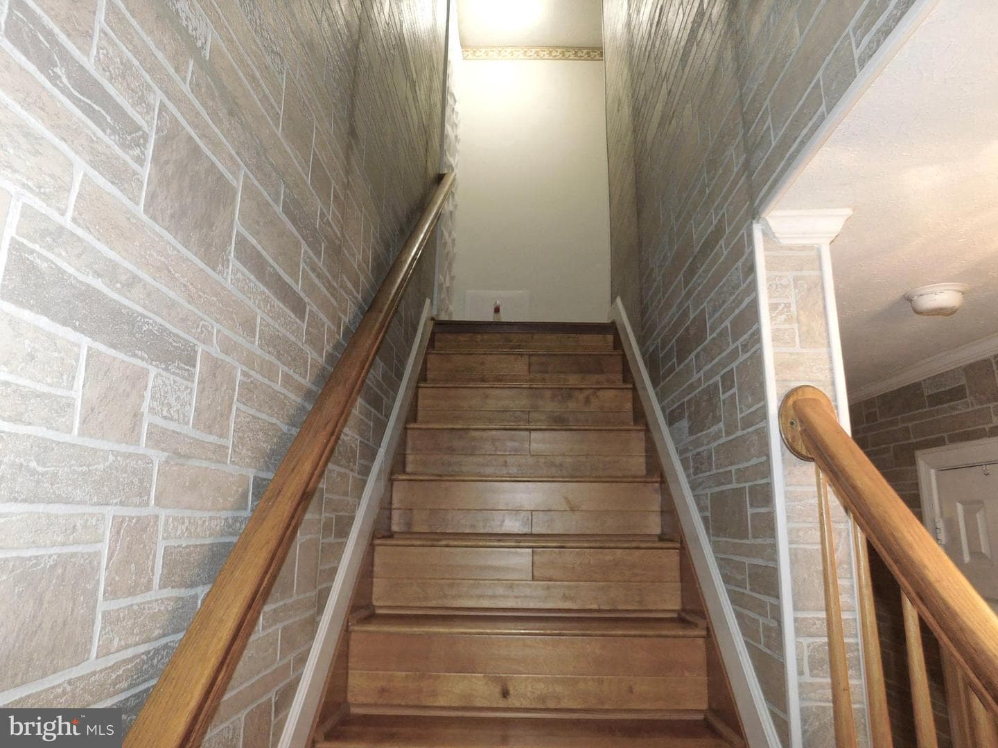 1712 Dennis Court photo 22