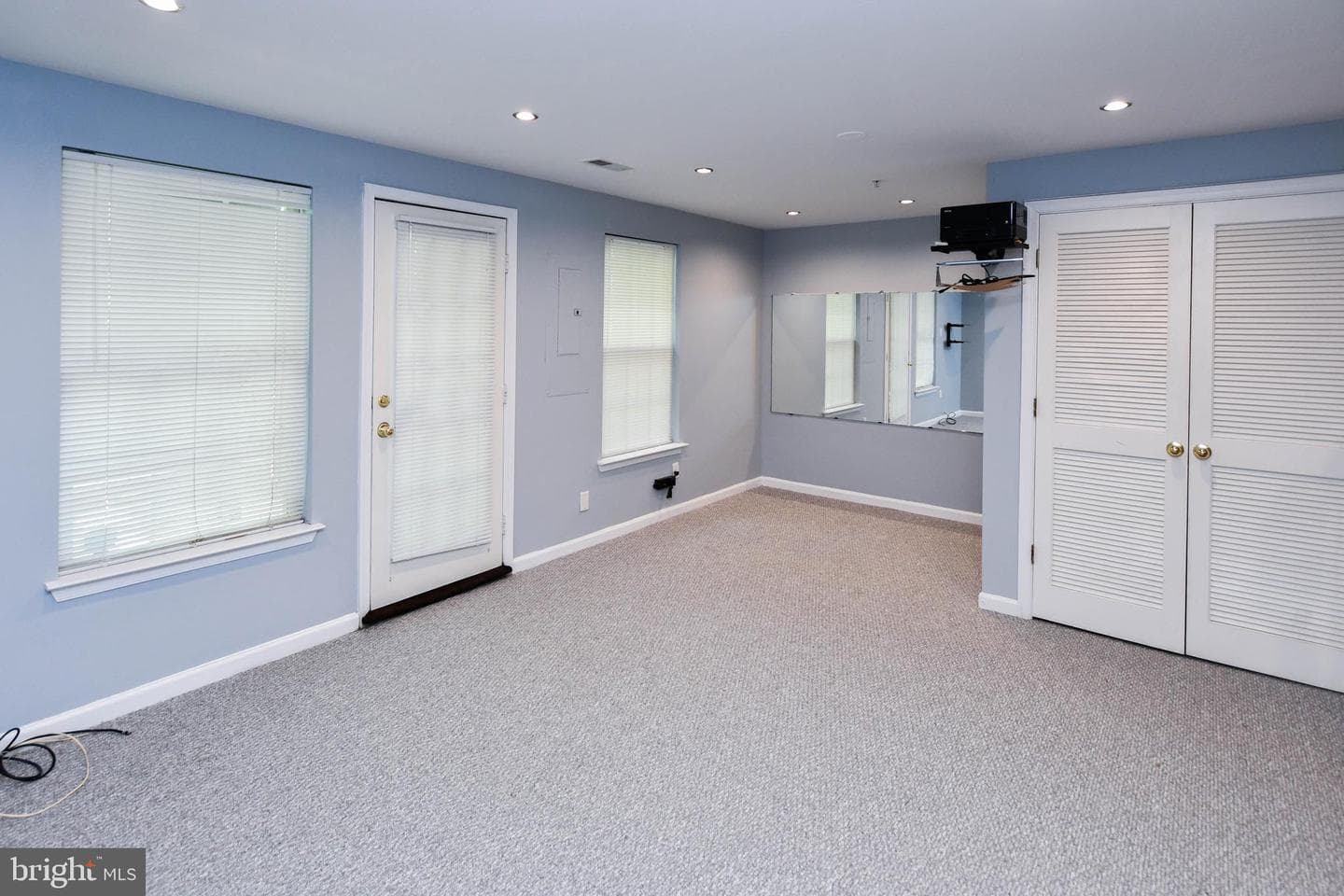 1709 Chinaberry Court photo 45