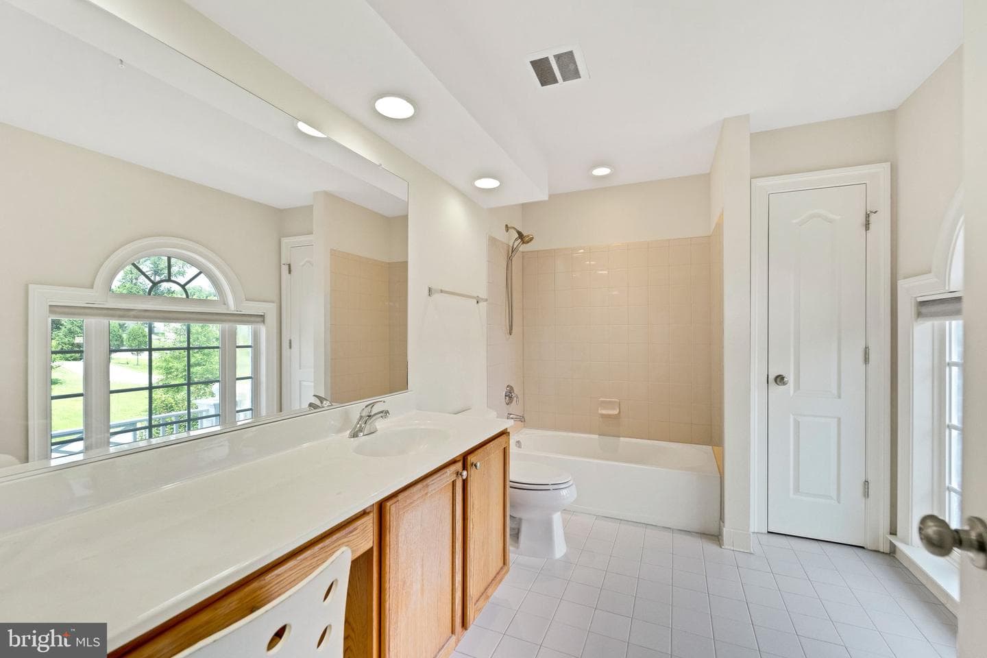 2206 Davit Court photo 27
