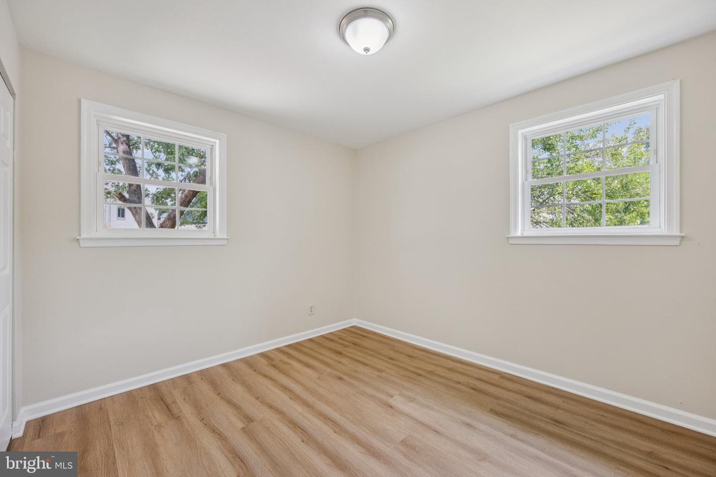1003 Ward Street photo 10