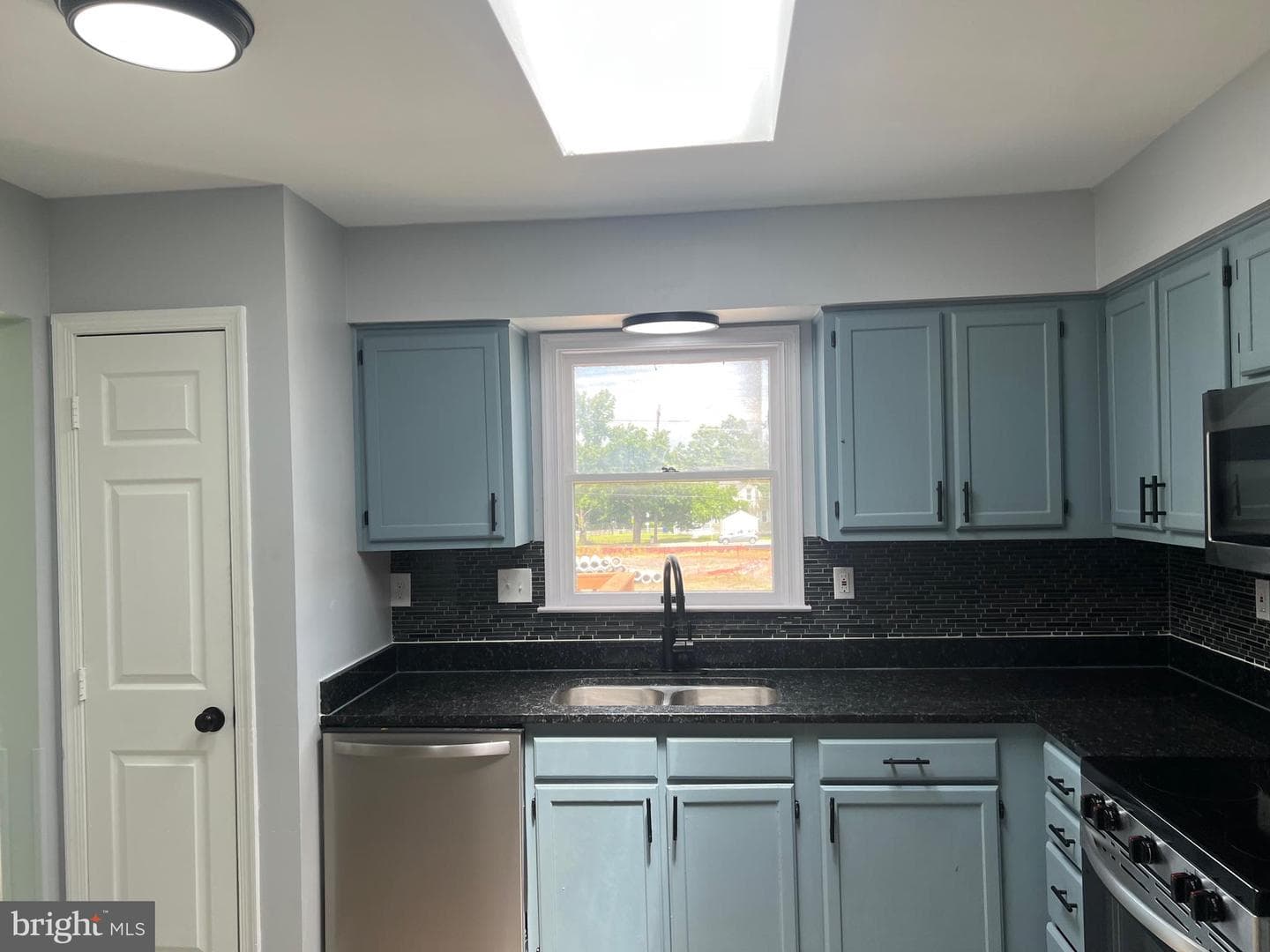 4502 Reamy Dr photo 8