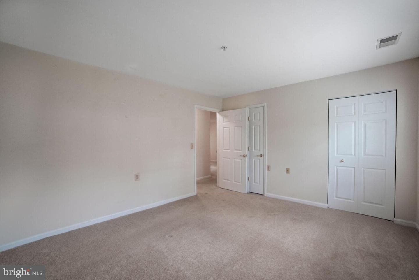 7412 Berryleaf Drive photo 17