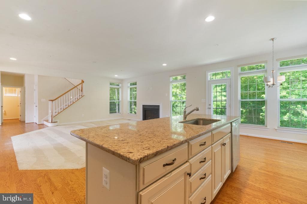 6112 Oglethorpe Mill Drive photo 11